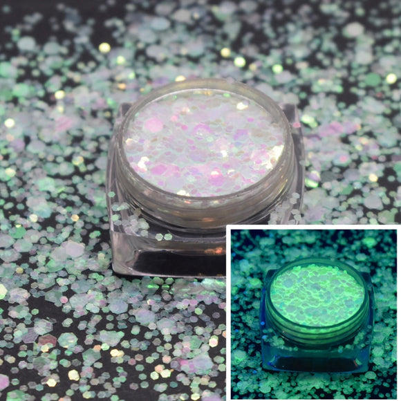 Glow Worm - Chunky Glow In The Dark Glitter